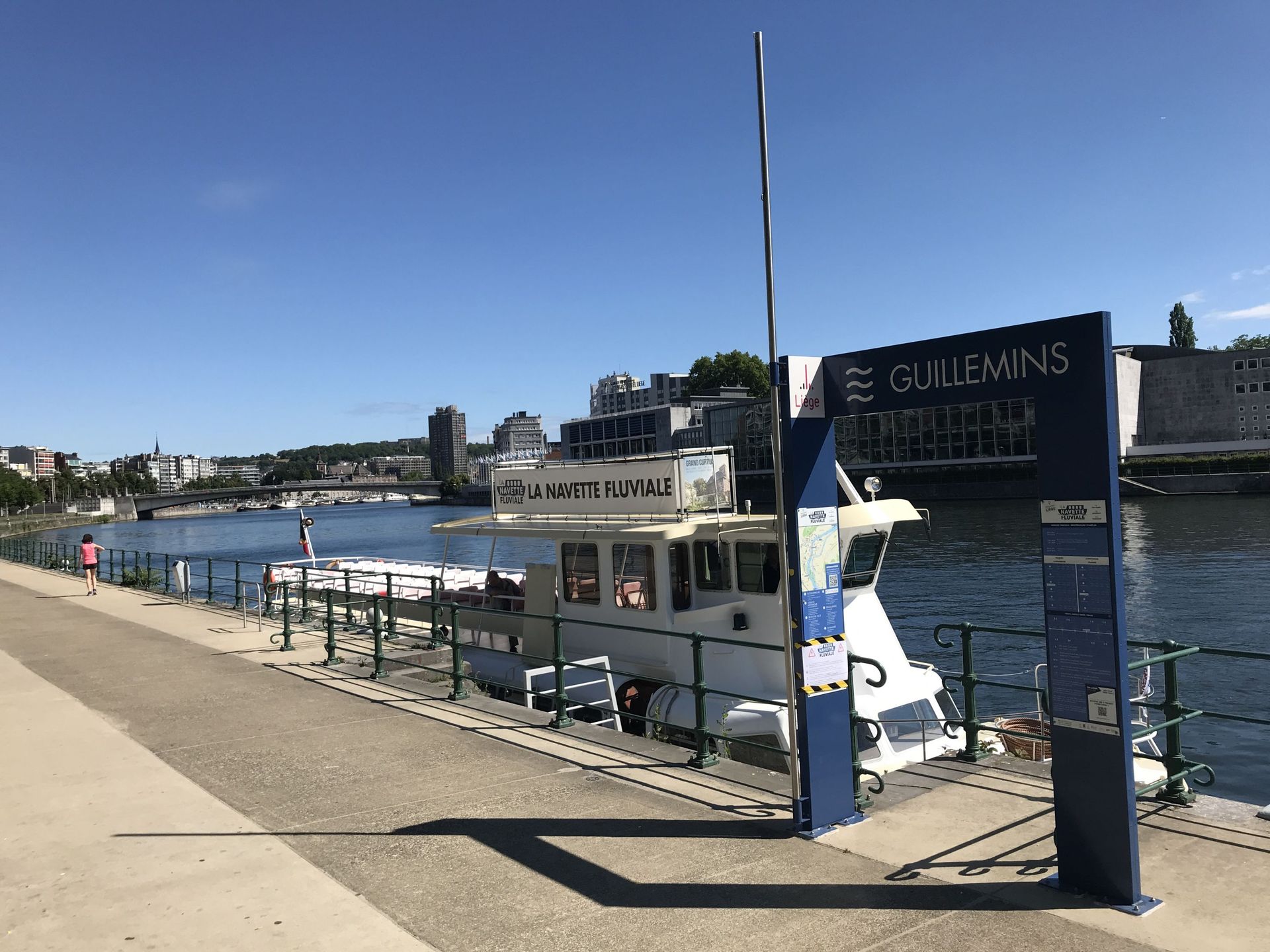 Accessibilité de la navette fluviale aux PMR Vert Ardent